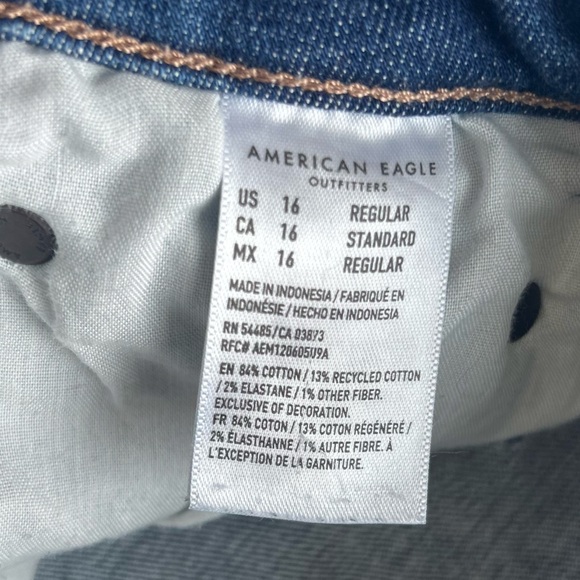 American Eagle Outfitters Super High-Waisted Flare Blue Jeans with Stretch - Picture 13 of 16